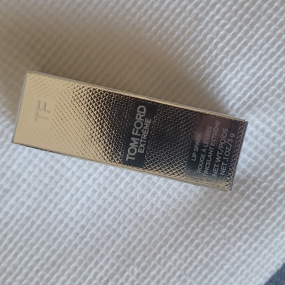 BRAND NEW * TOM FORD - STINGER LIPSTICK, NO10.